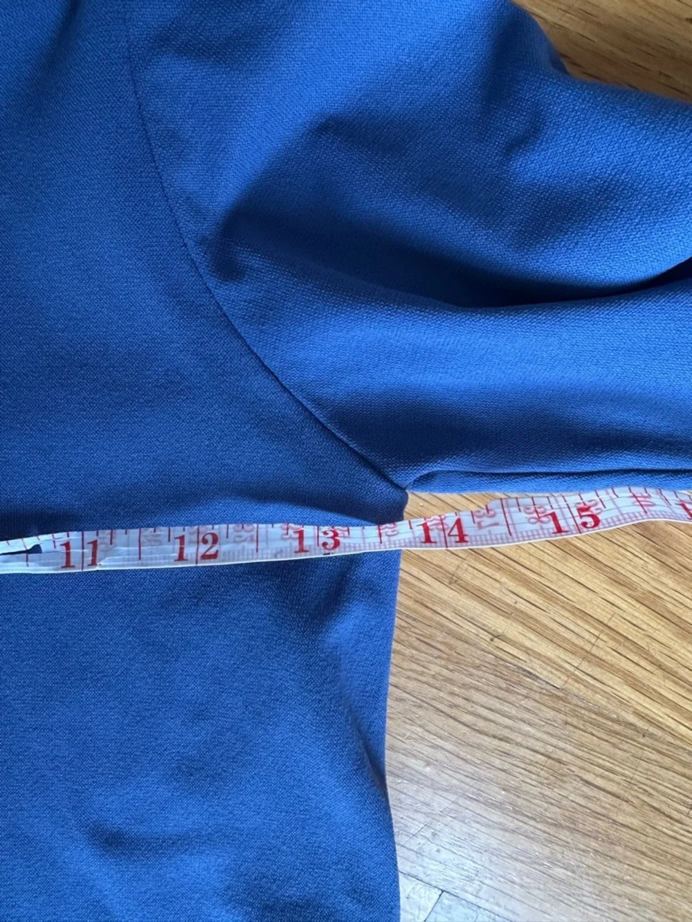 Athleta Girl Long Sleeve Performance Shirt Hood  Thumb Holes Periwinkle Blue S/7